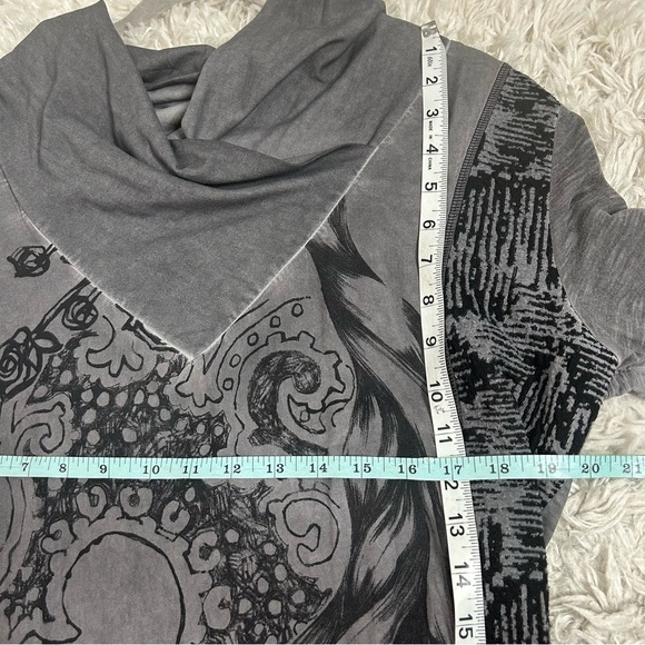 Angels Never Die Gray Graphic Print Long Sleeve Ruched Dress - Picture 13 of 14